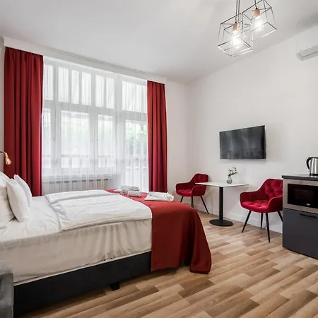 Clariss Pool & Center 4*