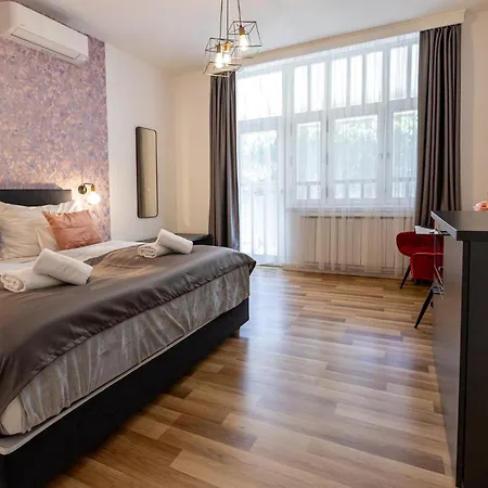 Hotel Clariss Pool & Center Balatonalmádi