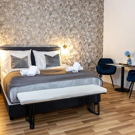 Clariss Pool & Center 4* Balatonalmádi