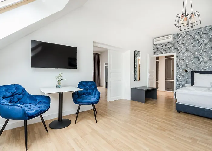 Clariss Pool & Center Hotel Balatonalmádi