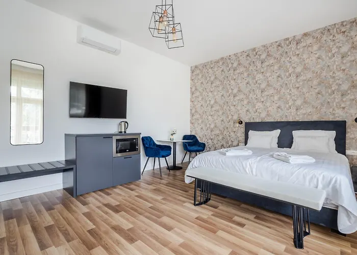 Clariss Pool & Center Hotel Balatonalmádi