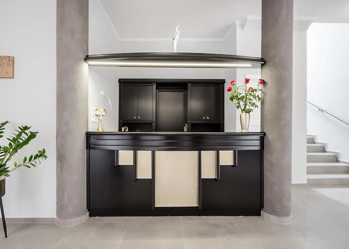 Clariss Pool & Center Hotel 4*