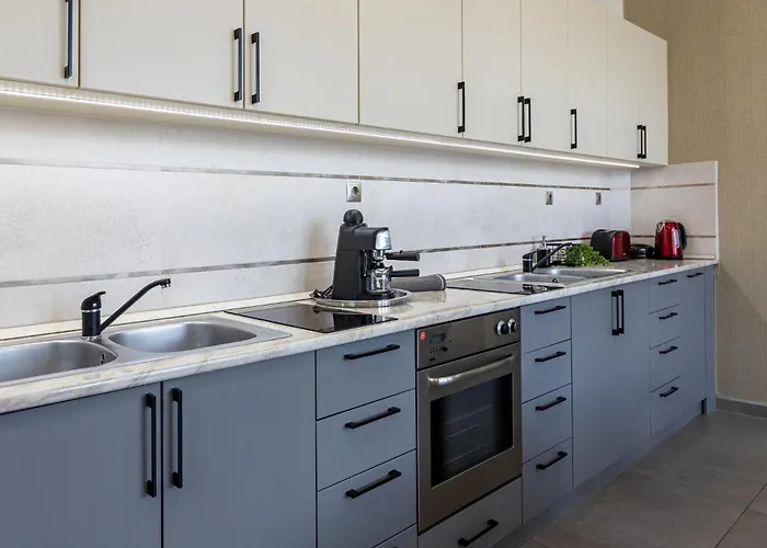 Clariss Pool & Center 4*