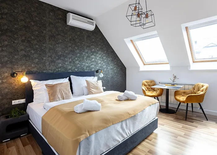 Отель Clariss Pool & Center Балатональмади