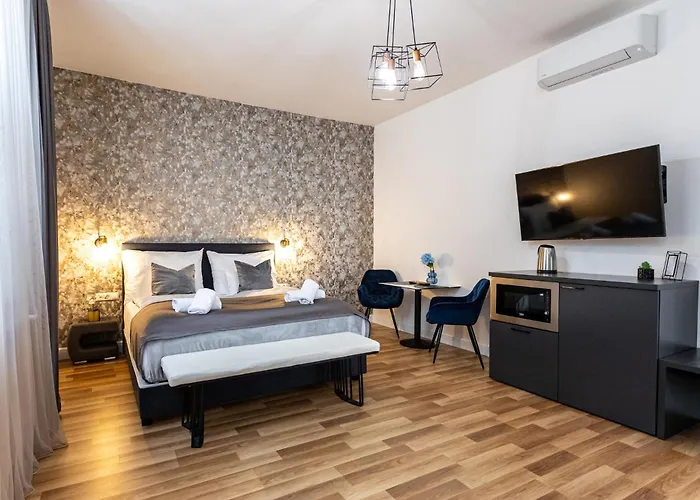 Clariss Pool & Center 4* Balatonalmádi